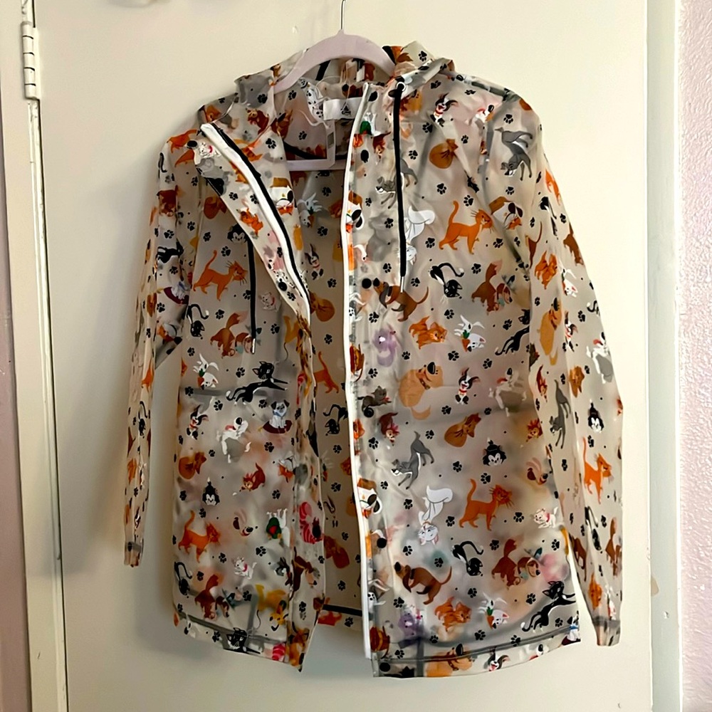 Disney women’s ‘Reigning Cats & Dogs” raincoat